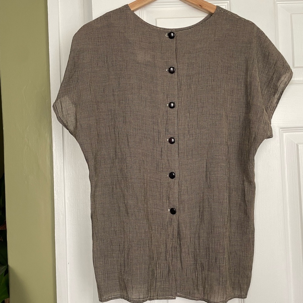 Women’s checkered blouse